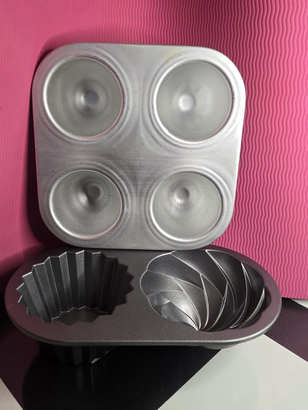 Nordicware Giant Cupcake Pan And Wilton Half Egg Pan